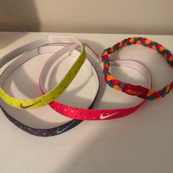 2/$20 Nike headband bundle - Picture 1 of 1